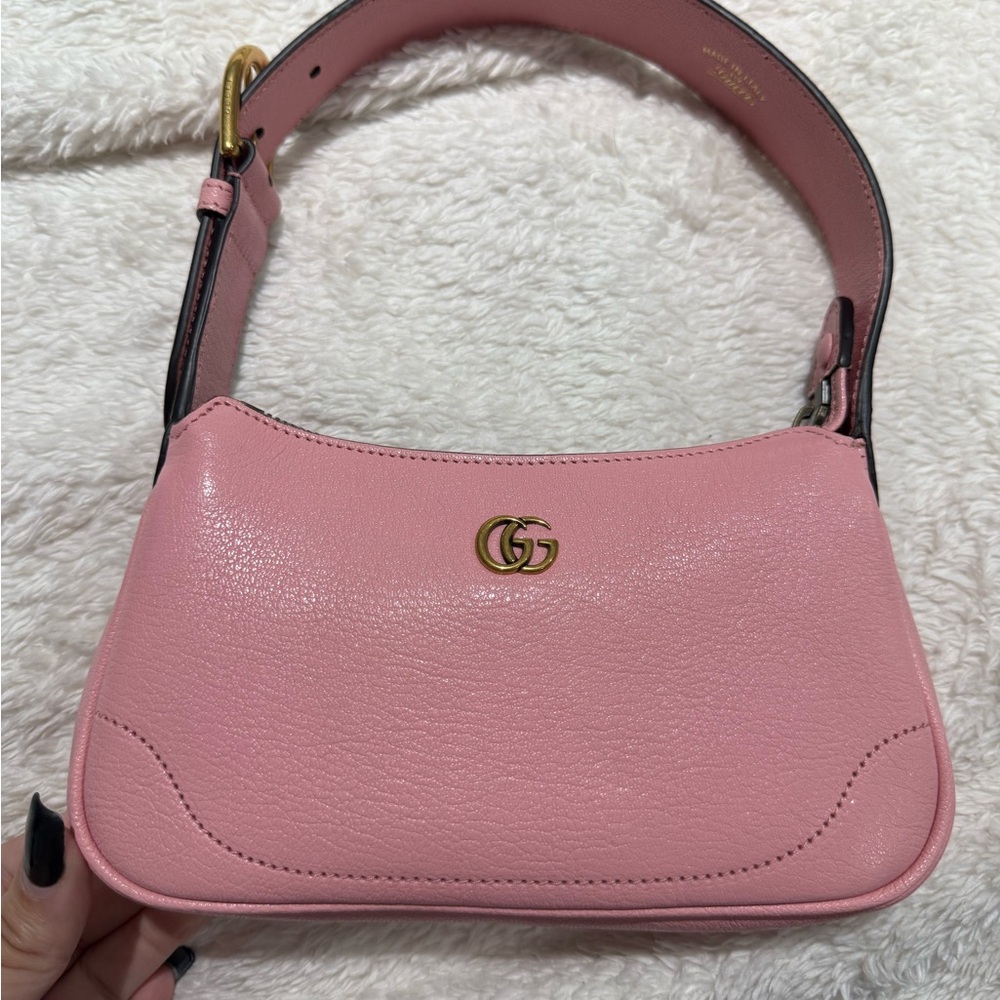 Gucci Pink Leather Shoulder Bag with Gold Accent